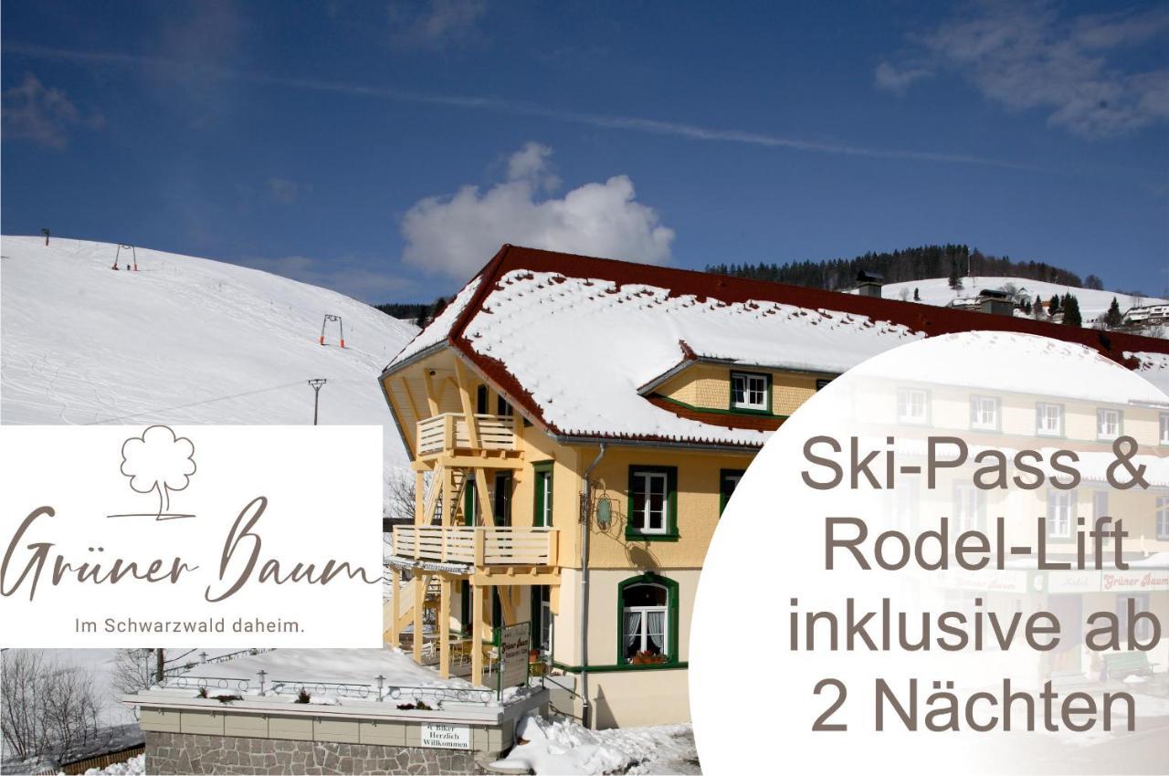 Gruener Baum Naturparkhotel & Schwarzwald-Restaurant 토트나우 외부 사진